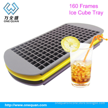 Customice silicone ice cube tray with lid
